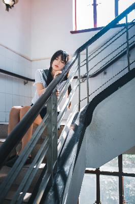 窝窝在线观看免费播放电视剧